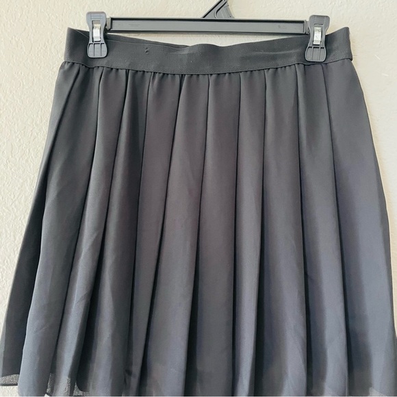 See You Monday preppy mini Black Women's Skirt M pleated chiffon lined academia - Picture 4 of 7
